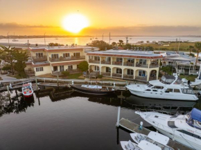 Inn at Camachee Harbor